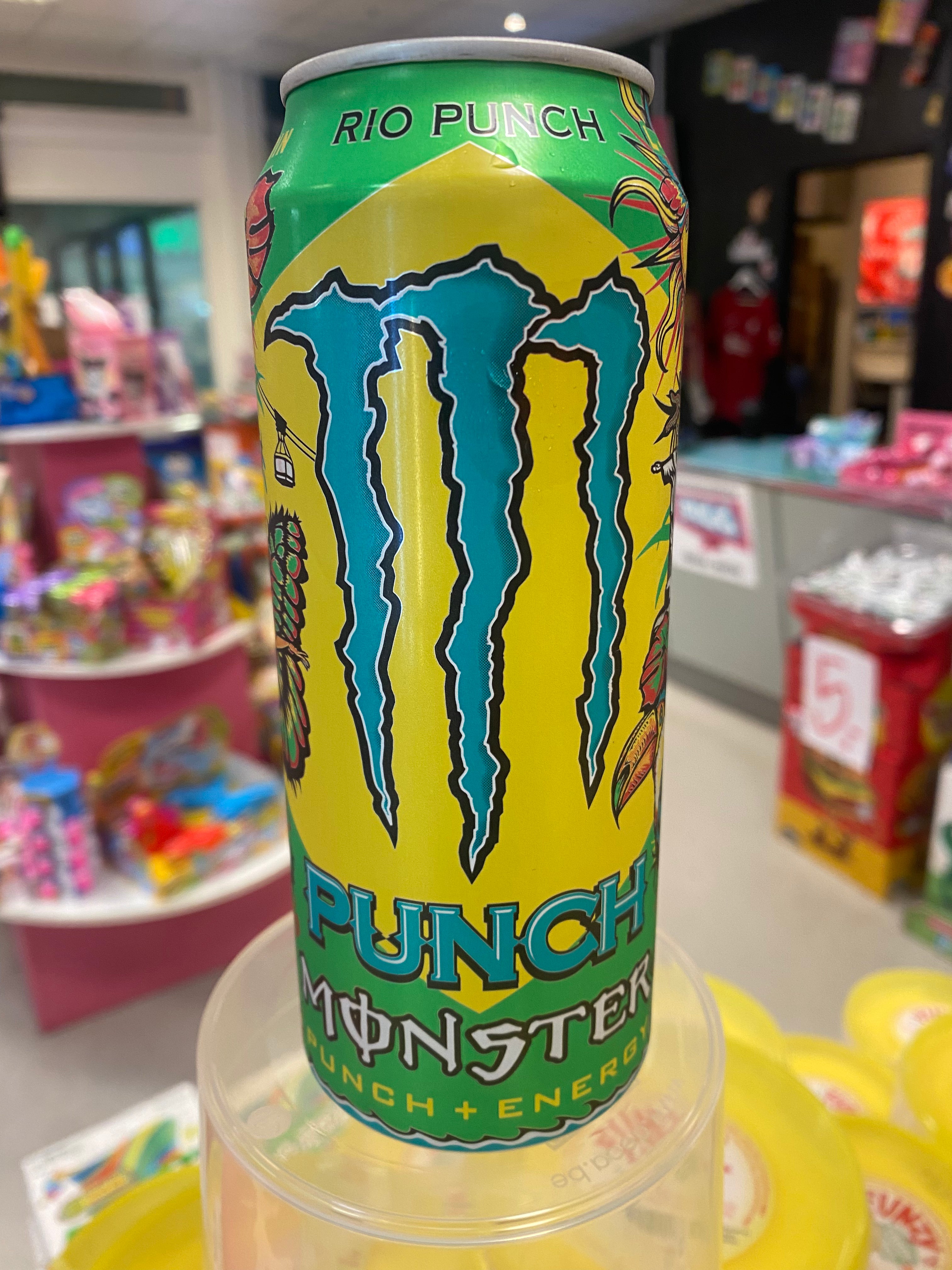 Monster Rio punch
